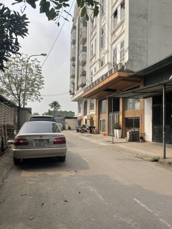 ĐẤT PHÂN LÔ – VỈA HÈ Ô TÔ TRÁNH ĐỖ NGÀY ĐÊM – KINH DOANH VĂN PHÒNG – TẶNG GIẤY PHÉP XÂY DỰNG 7 TẦNG