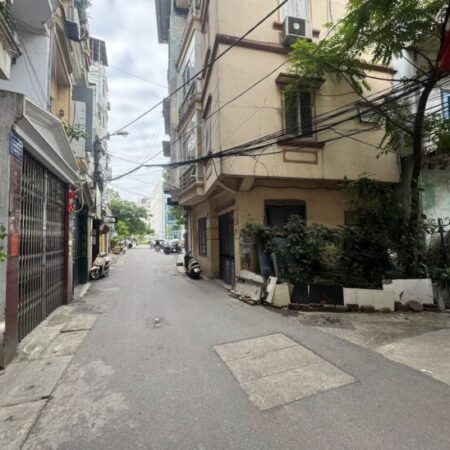 Bán nhà phố Lê Đại Hành – trung tâm Hai Bà Trưng, 26m2 giá 6,79 tỷ Bán nhà phố Lê Đại Hành – trung tâm Hai Bà Trưng, 26m2 giá 6,79 tỷ