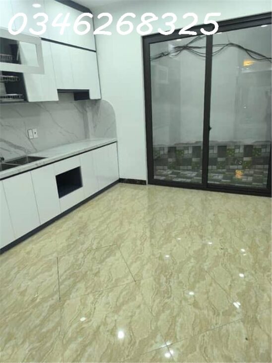 NHÀ MỚI GẦN LINH ĐÀM – THANG MÁY CHẠY VÙ VÙ – Ô TÔ VÀO NHÀ – KINH DOANH ĐỈNH – VÀI BƯỚC RA MẶT PHỐ