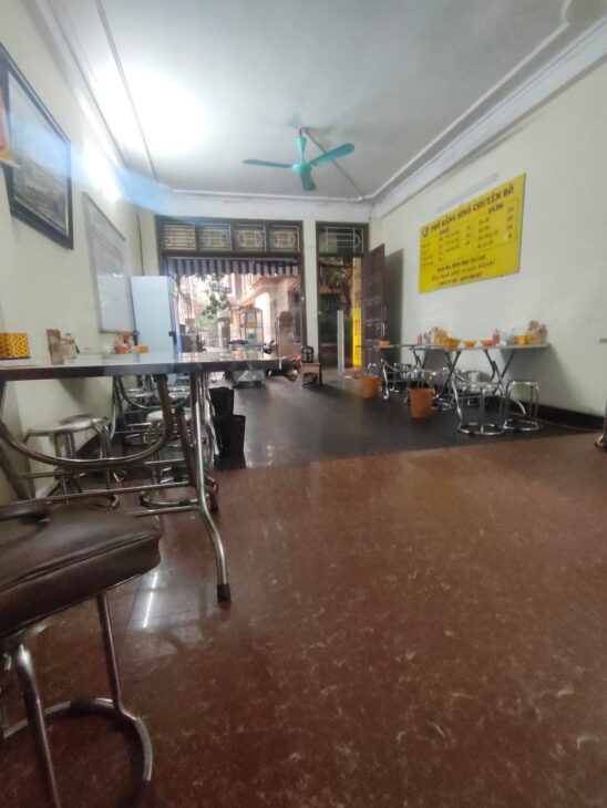 Bán nhà mặt phố Vũ Hữu – Thanh Xuân, 108m2 phân lô – kinh doanh đỉnh cao, giá 21,99 tỷ