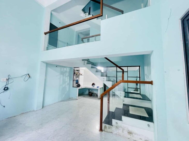 ???? Bán nhà 4 tầng, 3 ngủ gần Cầu Rồng, vài bước ra đường chỉ nhỉnh 3 tỷ.