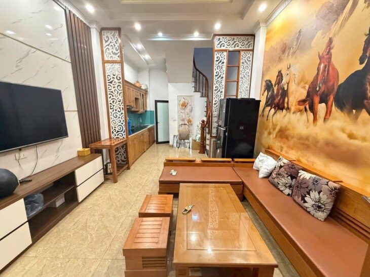 Bán nhà ô tô vào tại Đông Dư Gia lâm xây 4 tầng đủ nội thất hơn 4 tỷ