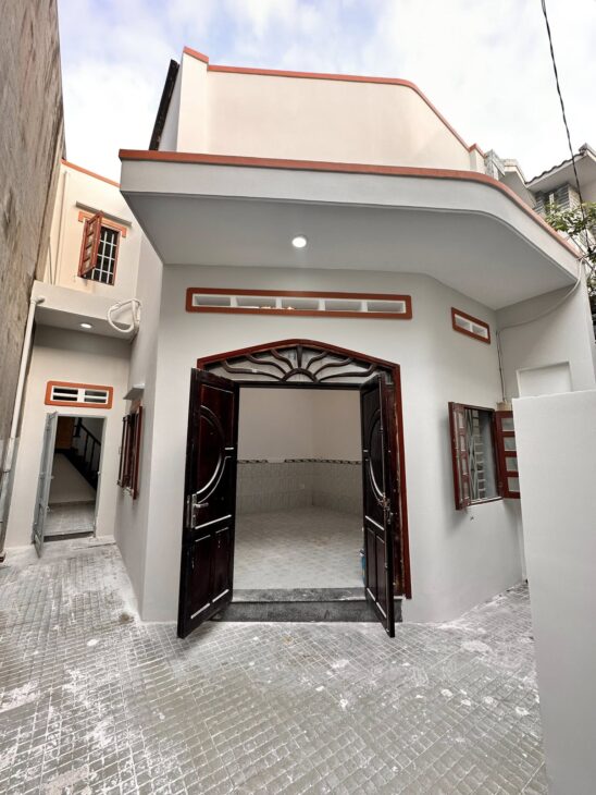 Nhà rộng rãi 6x12m, ngay Ngã Tư Ga giáp Gò Vấp, giá rẻ tiện sửa chữa