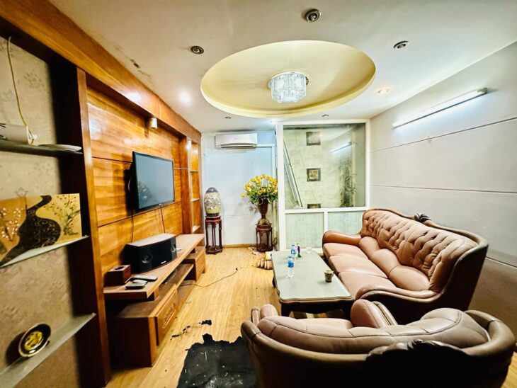 Bán nhà phố Pháo Đài Láng – Đống Đa, 45m2, 5 tầng ở ngay giá SỐC 10.5 tỷ