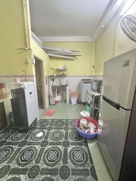 QUẬN 10 HẺM XE HƠI – 1 CĂN RA MẶT TIỀN – NGAY 3 THÁNG 2 – NGUYỄN LÂM – 40M2 – 2 TẦNG ĐÚC . MT 61