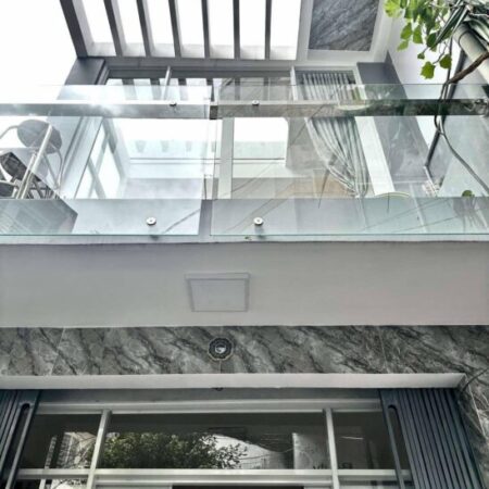 NGAY PHỐ BÙI VIỆN – 3 TẦNG – CÁCH 10M RA MẶT PHỐ-