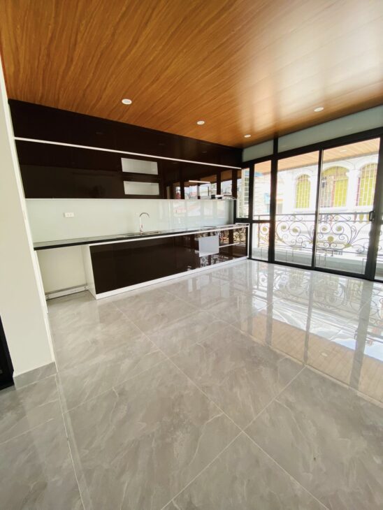 Bán nhà Phân Lô Ôtô tránh Hoàng Văn Thái 50/55m x 5Tầng Thang máy, MT 4.7m 21.6 Tỷ