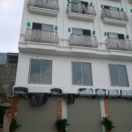 Đẹp thôi rồi các bác ơi ! 5 căn Tứ hiệp – Thanh trì, đường 2 công ten nơ tránh Đẹp ko tì vết ,