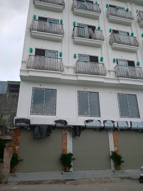 Đẹp thôi rồi các bác ơi ! 5 căn Tứ hiệp – Thanh trì, đường 2 công ten nơ tránh Đẹp ko tì vết ,