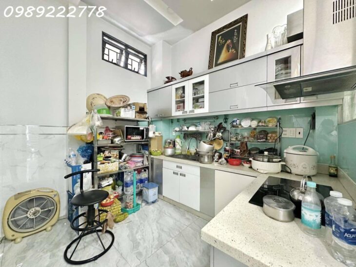 NHIÊU TỨ, P7,- TRỆT, 3 LẦU + ST TRƯỚC – 37M2 (5×7) NỞ HẬU – RẤT GẦN MẶT TIỀN