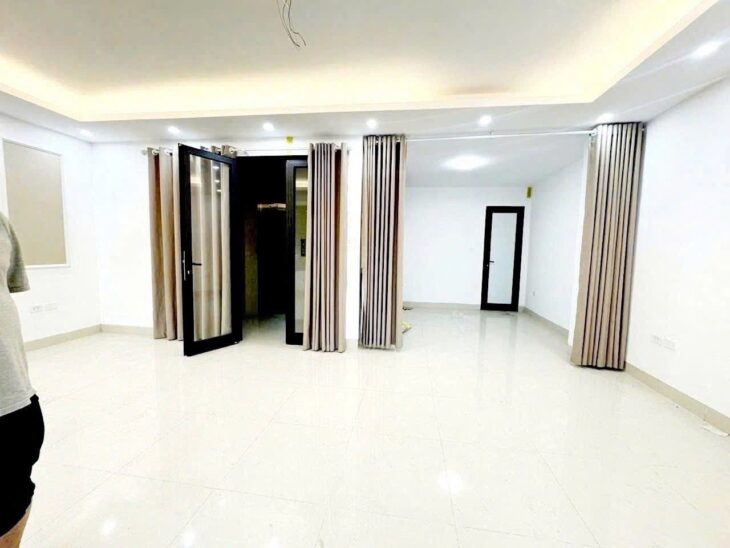 Bán nhà Ôtô tránh Khu vực Ngoại Giao Đoàn 57/65m, 6T Thang máy, MT 6.7m 26.2 Tỷ