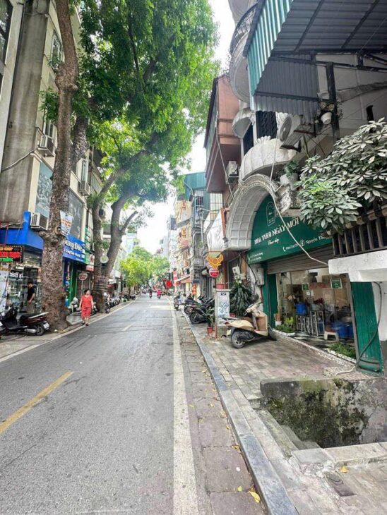 CỰC HIẾM-Bán nhà Mặt Phố Yên Phụ (Thanh Niên) 68m/ 7T Thang máy, MT 4.2m 39.5 Tỷ