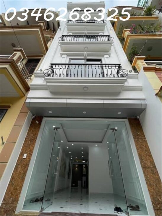 NHÀ 5 TẦNG MỚI KOONG – THANG MÁY – GARA Ô TÔ – DÂN TRÍ CAO – NHỈNH 10 T.Ỷ