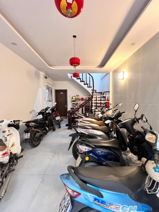 Bán Căn Hộ Dịch Vụ Phố Dương Quảng Hàm (Nguyễn Văn Huyên) 40/45m, 5Tầng 9.65 Tỷ