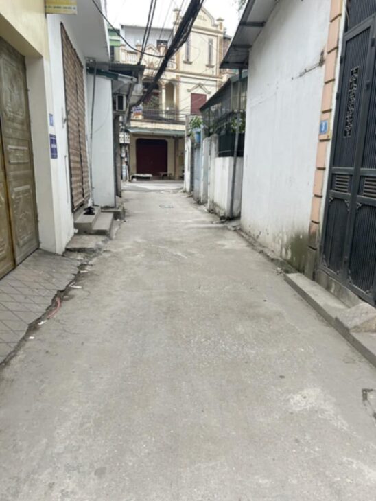 BÁN ĐẤT THỔ CƯ 37M2 – VỊ TRÍ VÀNG PHÚC LỢI – LONG BIÊN – GIÁ 4.7 TỶ – SỔ ĐỎ CHÍNH CHỦ