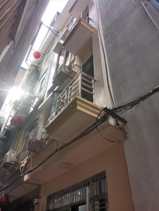 Bán nhà Kim Giang, ô tô đỗ cổng, 10m ra đường ô tô tránh, DT 35m2, nhỉnh 7 tỷ