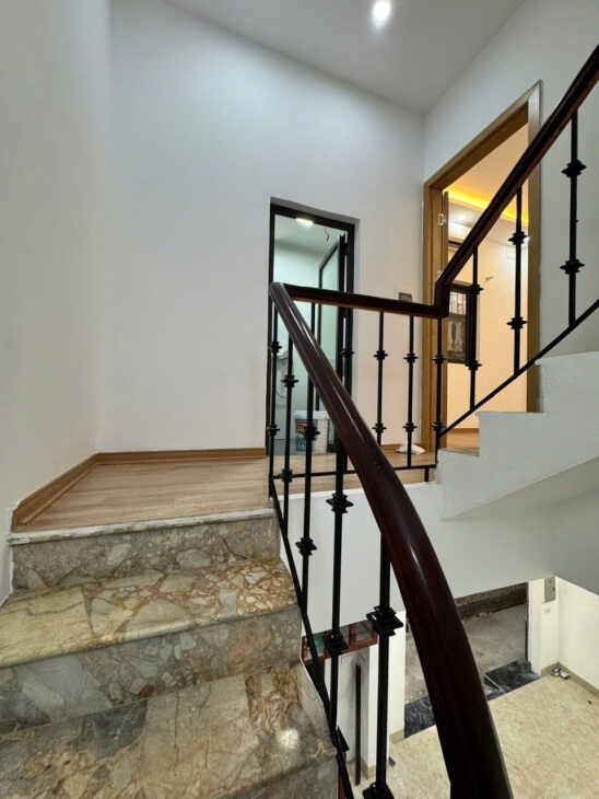 Bán nhà 32m 4 tầng ngõ rộng thoáng đẹp tại 296 Minh Khai, HBT