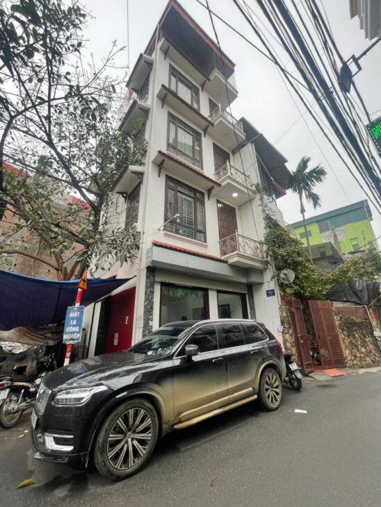 BÁN NHÀ NGUYỄN CHÍNH – LÔ GÓC – 45M2 – 14.2 TỶ – Ô TÔ TRÁNH – KINH DOANH