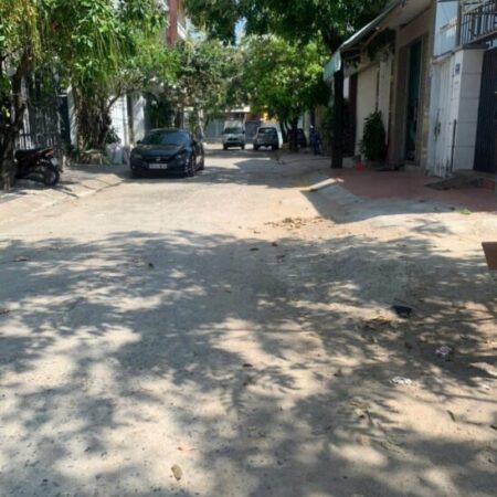 Bán đất khu Vĩnh Hải đường 10m sổ hồng giá rẻ 45tr/m2