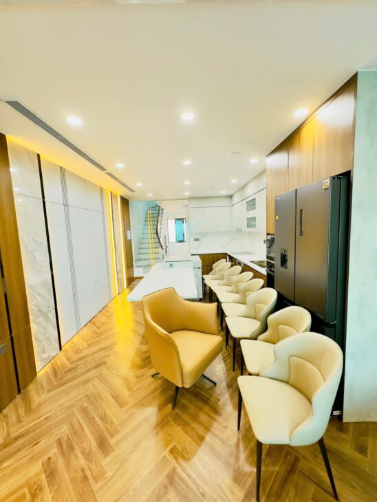 BÁN NHÀ MẶT PHỐ ÂU CƠ-VỈA HÈ – 8 TẦNG THANG MÁY KINH DOANH NGÀY ĐÊM 48M 19.3 TỶ