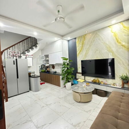 Bán Nhà 5 Tầng Mới Tinh Tây Hồ – Tặng Full Nội Thất Cao Cấp