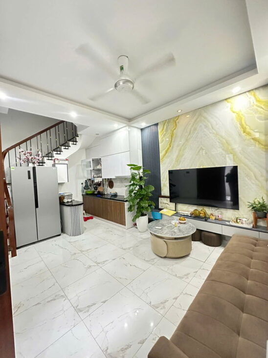 Bán Nhà 5 Tầng Mới Tinh Tây Hồ – Tặng Full Nội Thất Cao Cấp