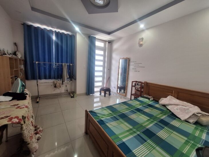 Bán nhà 4 tầng, 60m², 4PN, 3WC, Q.9, 6.4 tỷ, sổ hồng