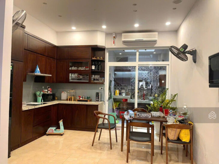 Bán nhà chính chủ tại phố Trần Thái Tông Cầu Giấy – 110m Vỉa Hè rộng KDVP Hai Mặt Phố