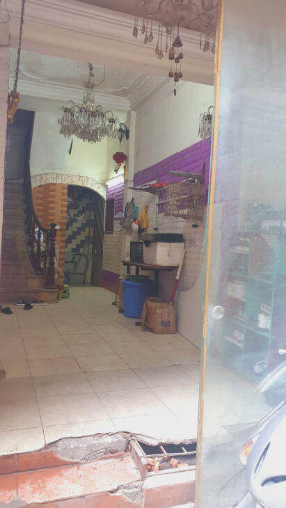 CHO THUÊ CỬA HÀNG TẦNG 1 , 2 NGÕ 285 ĐỘI CẤN 30M NGÕ THÔNG KD TỐT GIÁ 6 TRIỆU 0336212066