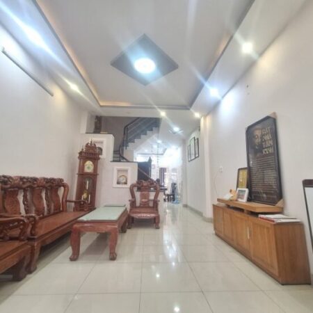 Bán nhà 4 tầng, 60m², 4PN, 3WC, Q.9, 6.4 tỷ, sổ hồng