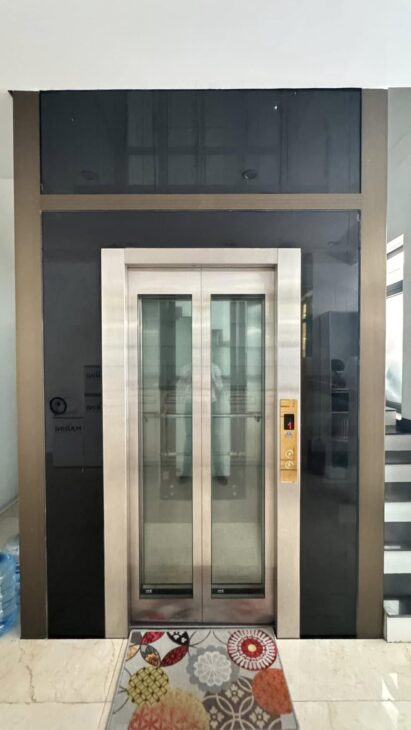 Bán biệt thư cao cấp Vinhome Gardenia 120m2, 5 tầng giá nhỉnh 45 tỷ