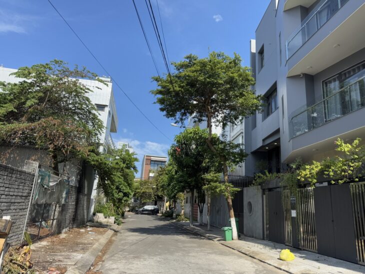 Bán nhà 3 tầng kiên cố đường Nguyễn Đình – gần biển Phạm Văn Đồng – đầu tư chỉ 6.1 tỷ