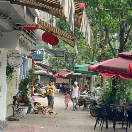 BÁN NHÀ NGÕ 62 NGỌC HÀ 35 M 5 TẦNG MT 7.2M NGAY MẶT HỒ LÔ GÓC GIÁ 11.8 TỶ