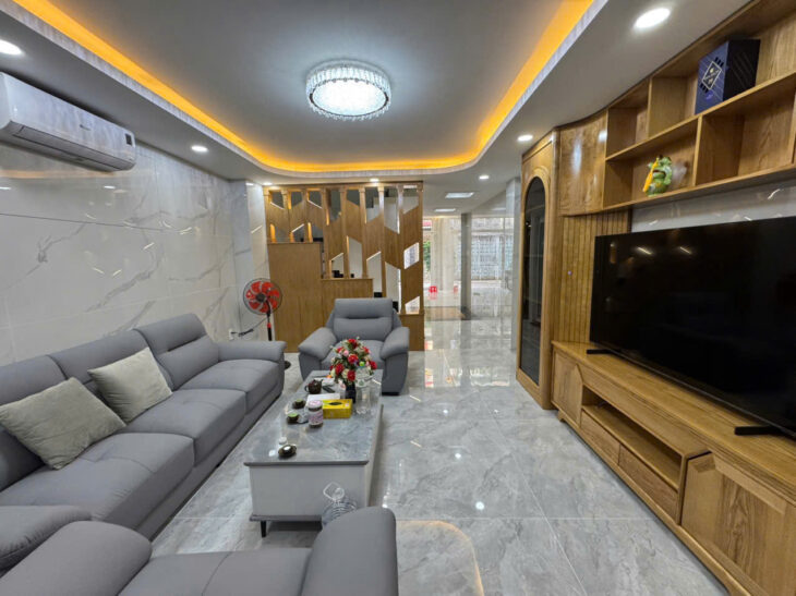 Bán nhà HXH 5 tầng mới đẹp lung linh Nguyễn Văn Khối 68m2 T.máy XỊN kế CV Làng Hoa 9.95 tỷ
