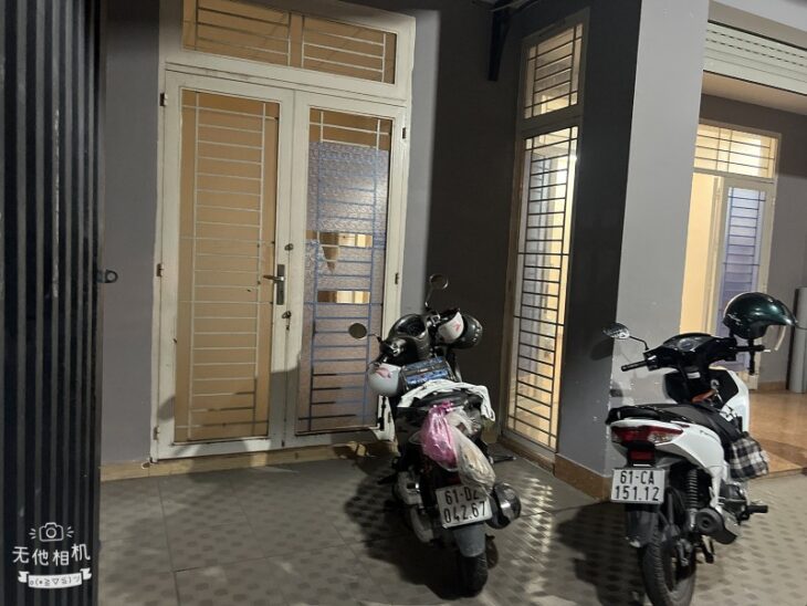 Bán nhà MẶT TIỀN kinh doanh đa ngành nghề,ngang KHỦNG 8,5m,gần chợ Xóm Vắng