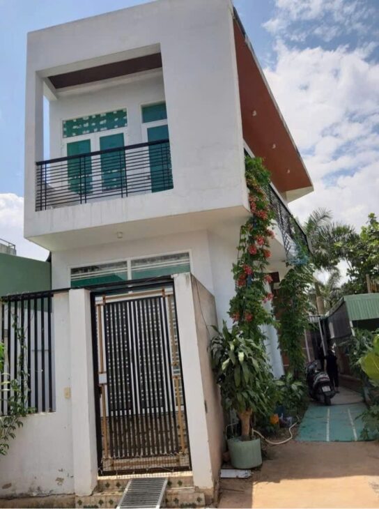 Bán nhà 3 tầng, 140m², 6.55 tỷ, Q.9, Long Thạnh Mỹ