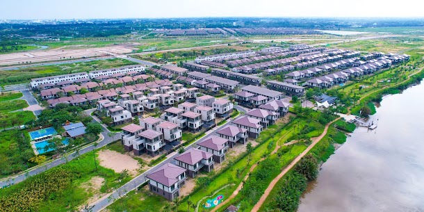 17 tỷ Sở Hữu 324m Biệt Thự View Sông Xây 1 trệt 1 lầu, Sổ Đỏ Lâu Dài Water Point Long An