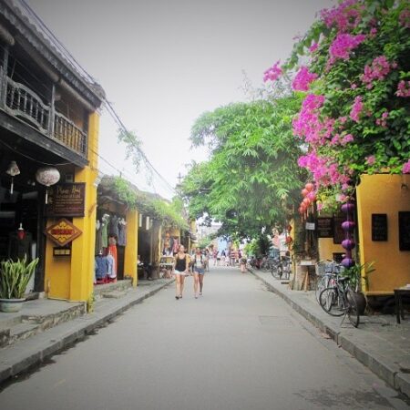 Bán nhà Hai Bà Trưng đoạn ngã 4 giao Phan Chu Trinh