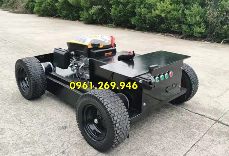 Máy cắt cỏ chạy xăng điều khiển từ xa Turbo HYR112
