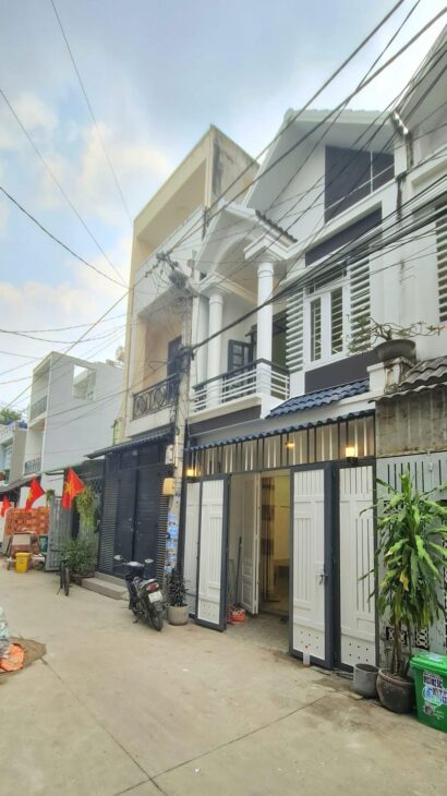 Lên sóng nhà mới shr hc, ngay hẻm 109 TX22 sát chợ Minh Phát