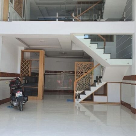 Bán nhà mặt phố Võ Văn Hát, Q.9, 60m², 4 tầng, 6.1 tỷ, sổ hồng Bán nhà mặt phố Võ Văn Hát, Q.9, 60m², 4 tầng, 6.1 tỷ, sổ hồng