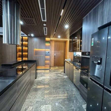 Bán căn hộ 2PN SUN Cầu Giấy giá 7 tỷ full nội thất