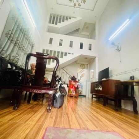 Bán nhà 4 tầng, 142m², 4PN, 3WC, Linh Xuân, Thủ Đức – 4.95 tỷ