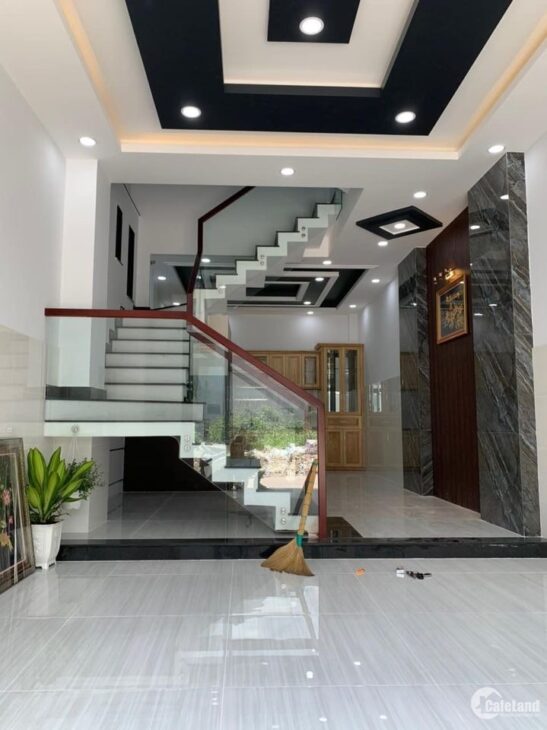 Nhà cạnh KĐT Xa La, 40m2, 5 tầng, 5,8 tỷ