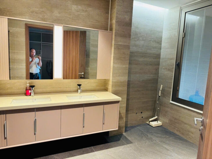 Bán nhanh BT bán đảo Llinh Đàm gần hồ gần công viên cây xanh 250m2 giá rẻ 52 tỷ