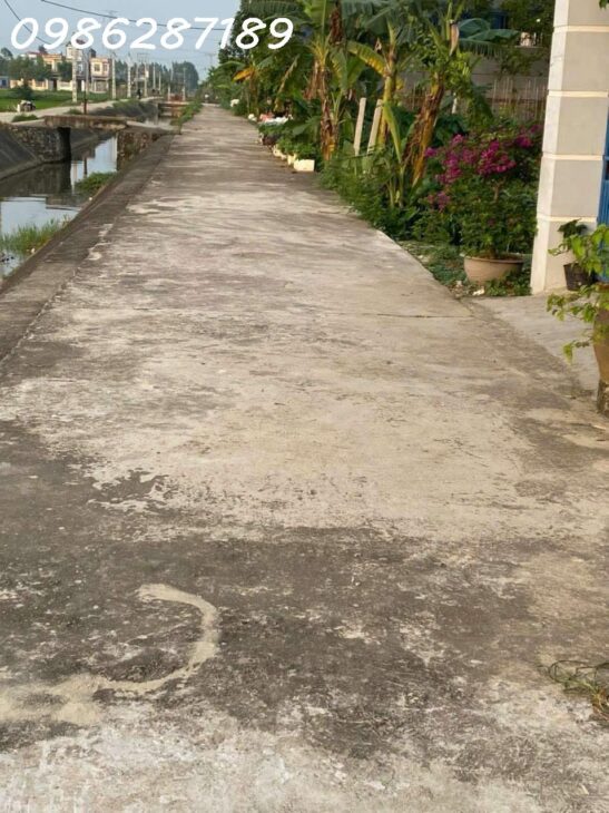 Cần bán lô đất làn 4 khu đô thị gần bệnh viện đa khoa huyện Lương Tài , tỉnh Bắc Ninh .