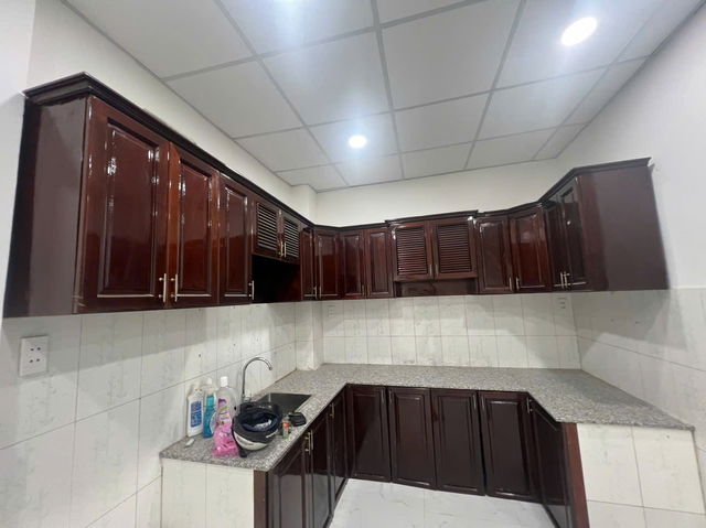 Nhà Mới 2 Tầng Cách mặt Tiền 15M Hẻm Thẳng Xe Hơi Sổ Vuông 45m2 Gía4,53 Tỷ Thương Lượng