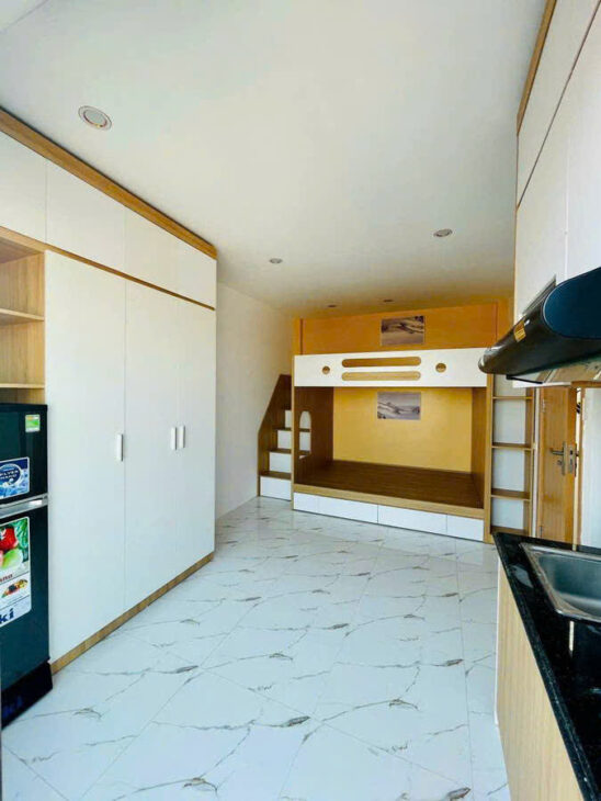 GÀ ĐẺ TRỨNG TRUNG TÂM QUẬN CẦU GIẤY DT 61M, 6T. GIÁ 16.5 TỶ ( có TL)