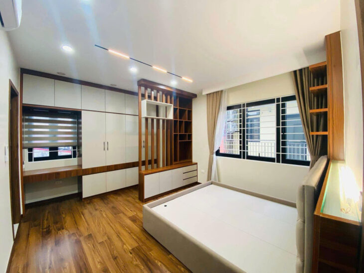 CẦN BÁN GẤP !!! MẶT PHỐ CỰ LỘC – 40m x 6 TẦNG THANG MÁY – LÔ GÓC GIÁ HƠN 13 TỶ