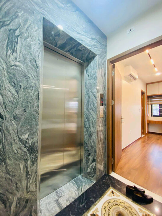 CẦN BÁN GẤP !!! MẶT PHỐ CỰ LỘC – 40m x 6 TẦNG THANG MÁY – LÔ GÓC GIÁ HƠN 13 TỶ